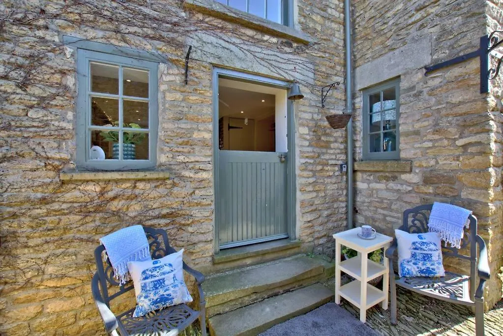 The Snug At Ruston, Cosy Dog Friendly Cottage Wykeham  Wykeham (Scarborough)