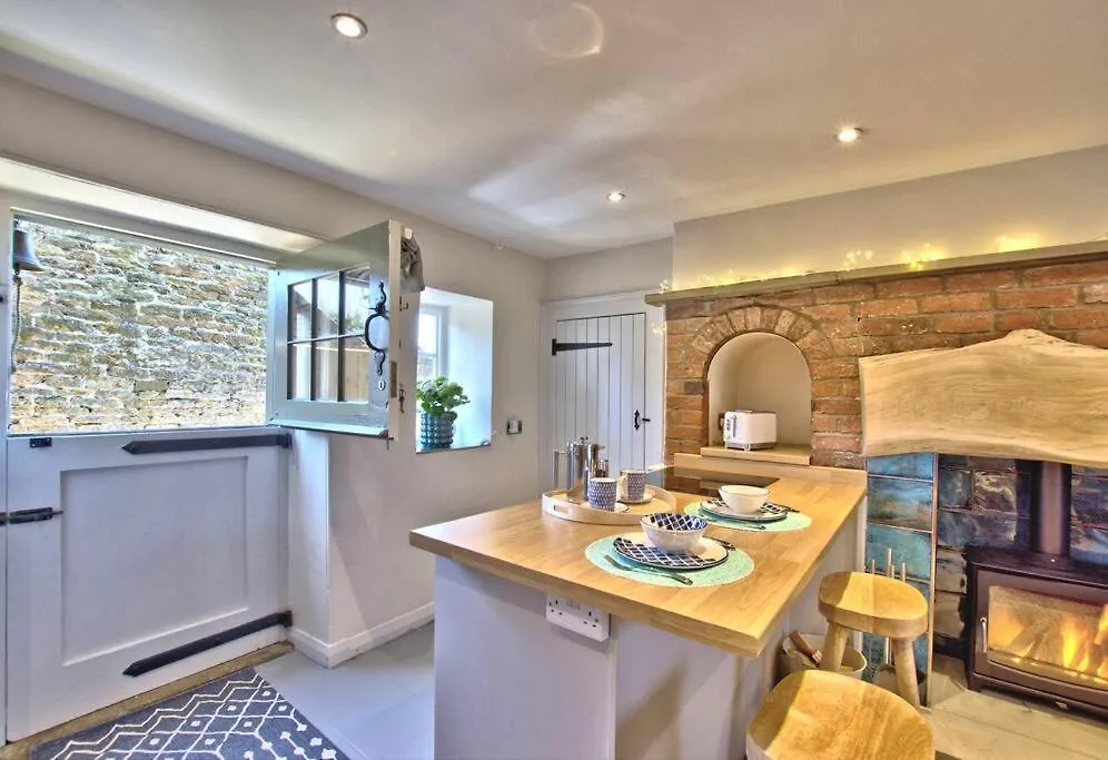 The Snug At Ruston, Cosy Dog Friendly Cottage Wykeham  0*, Wykeham (Scarborough) Birleşik Krallık